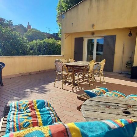 Chambre Avec Terrasse Apartment Сариан Екстериор снимка