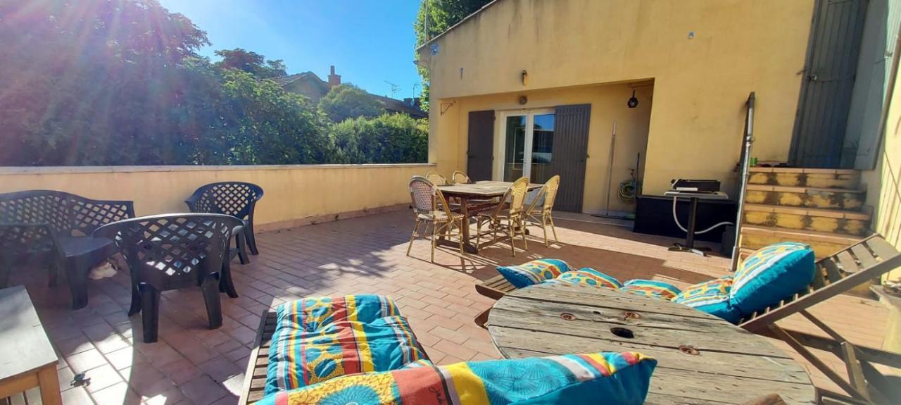 Chambre Avec Terrasse Apartment Сариан Екстериор снимка